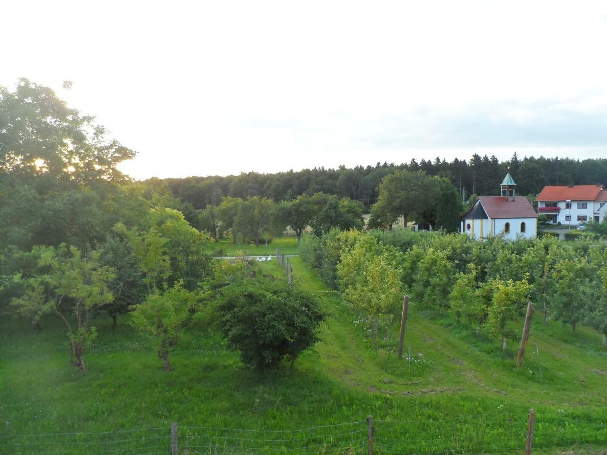 Pension Am Kirschgarten Gössweinstein Exterior foto